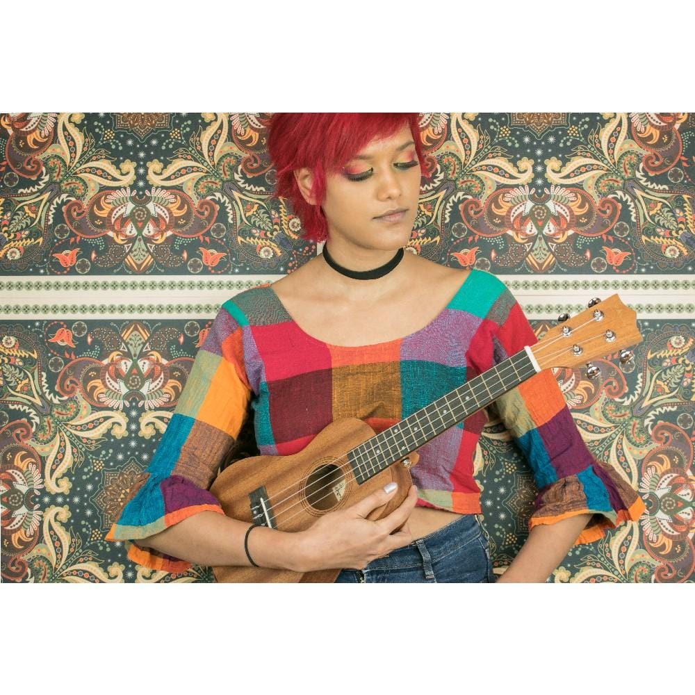 vault concert ukuleles vault uk-100c 24 inch arched back concert ukulele with gig bag