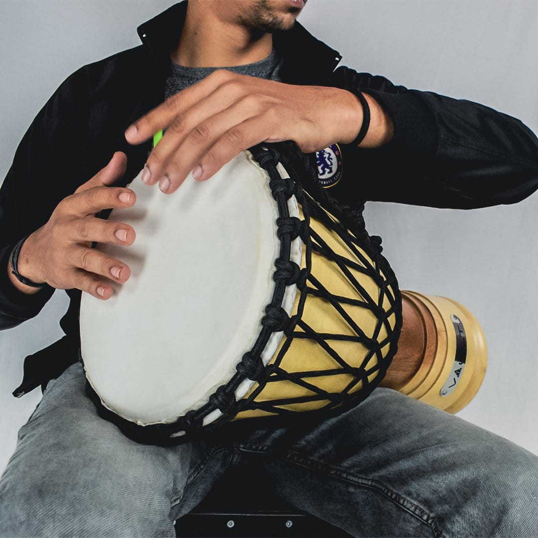 vault djembes vault dj mango wood djembe with 3 year warranty #size_14-inch,color_natural