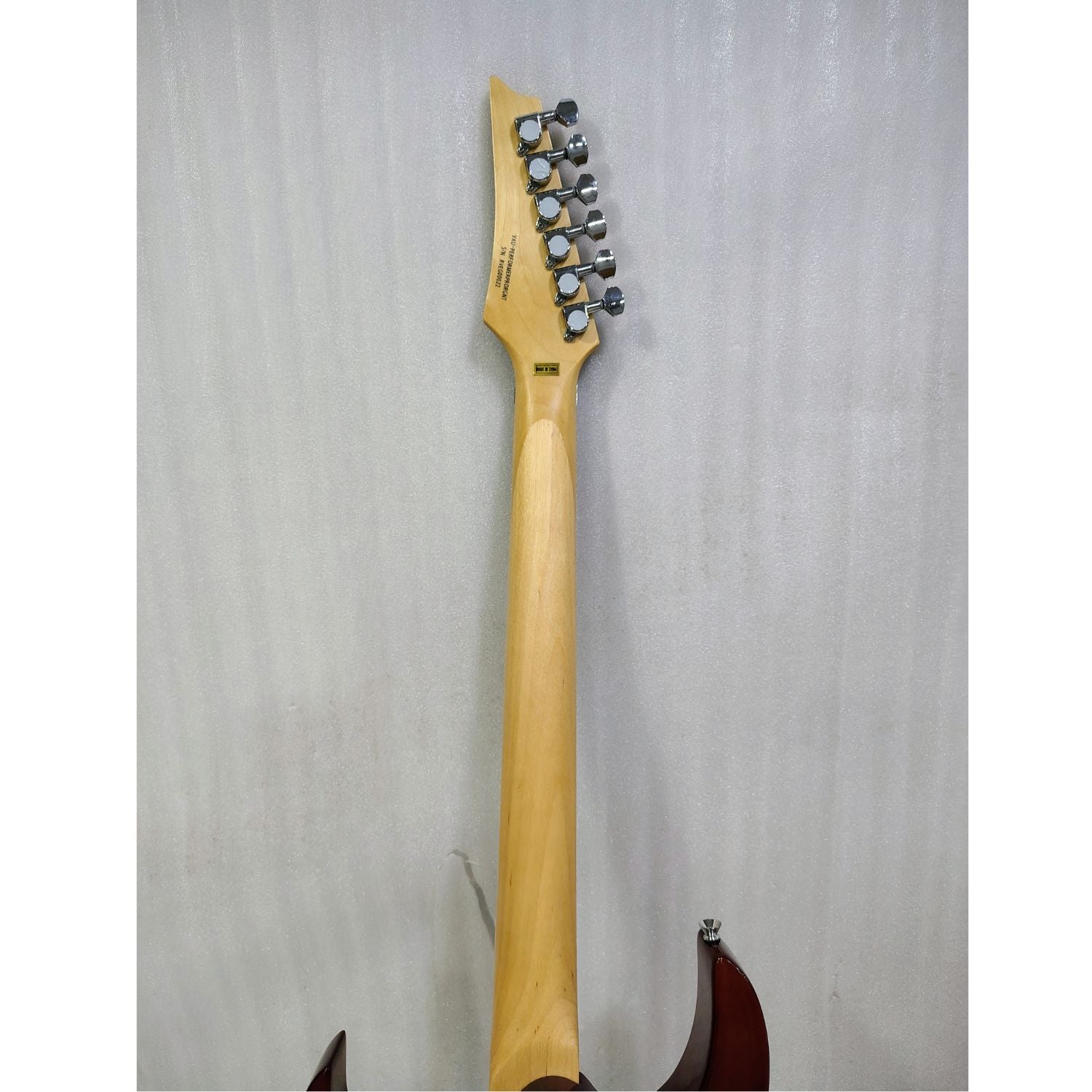 Vault Electric Guitars Vault Performer Pro RG 6 String Electric Guitar - High Gloss Solid Mahogany - Open Box #barcode_202401029775