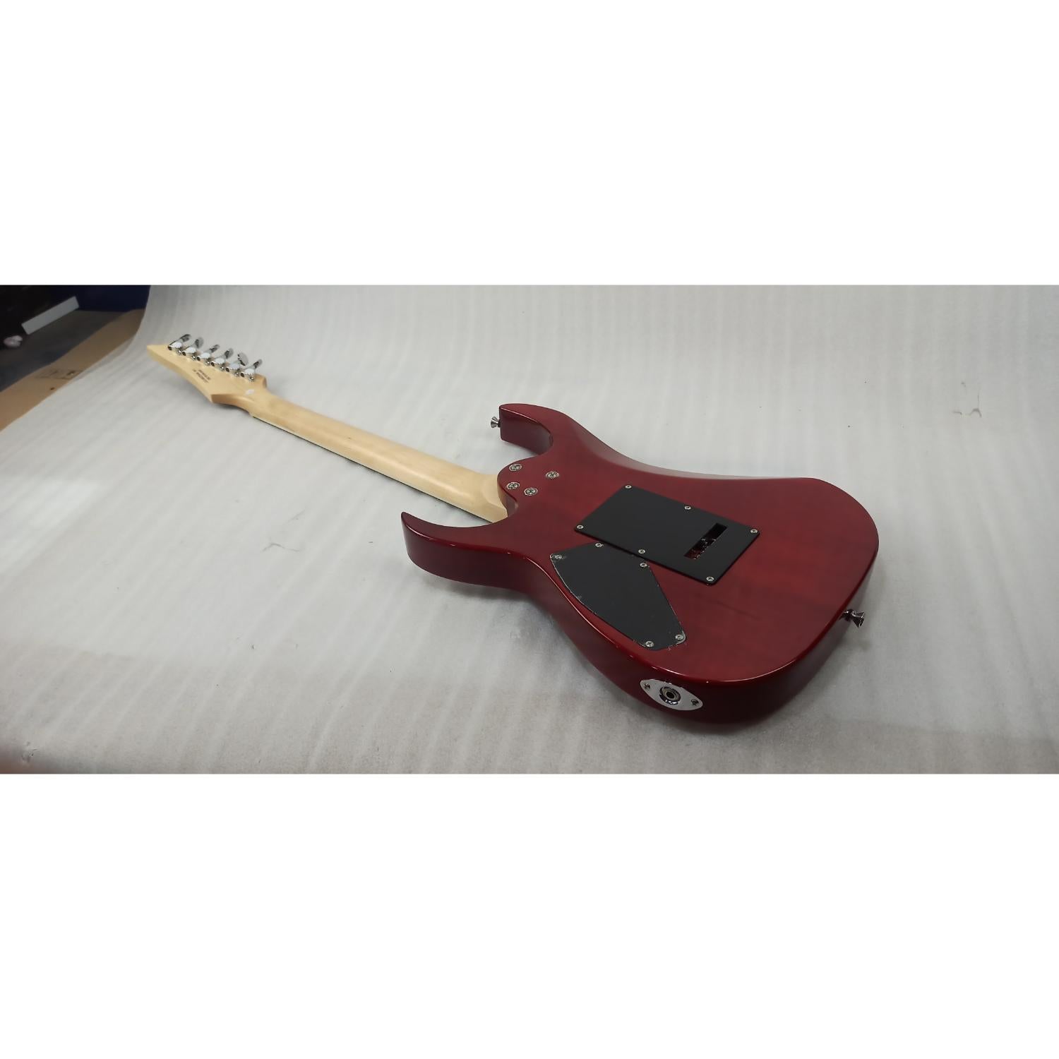 Vault Electric Guitars Vault RG1 Soloist Premium Electric Guitar - Open Box #barcode_202501111208