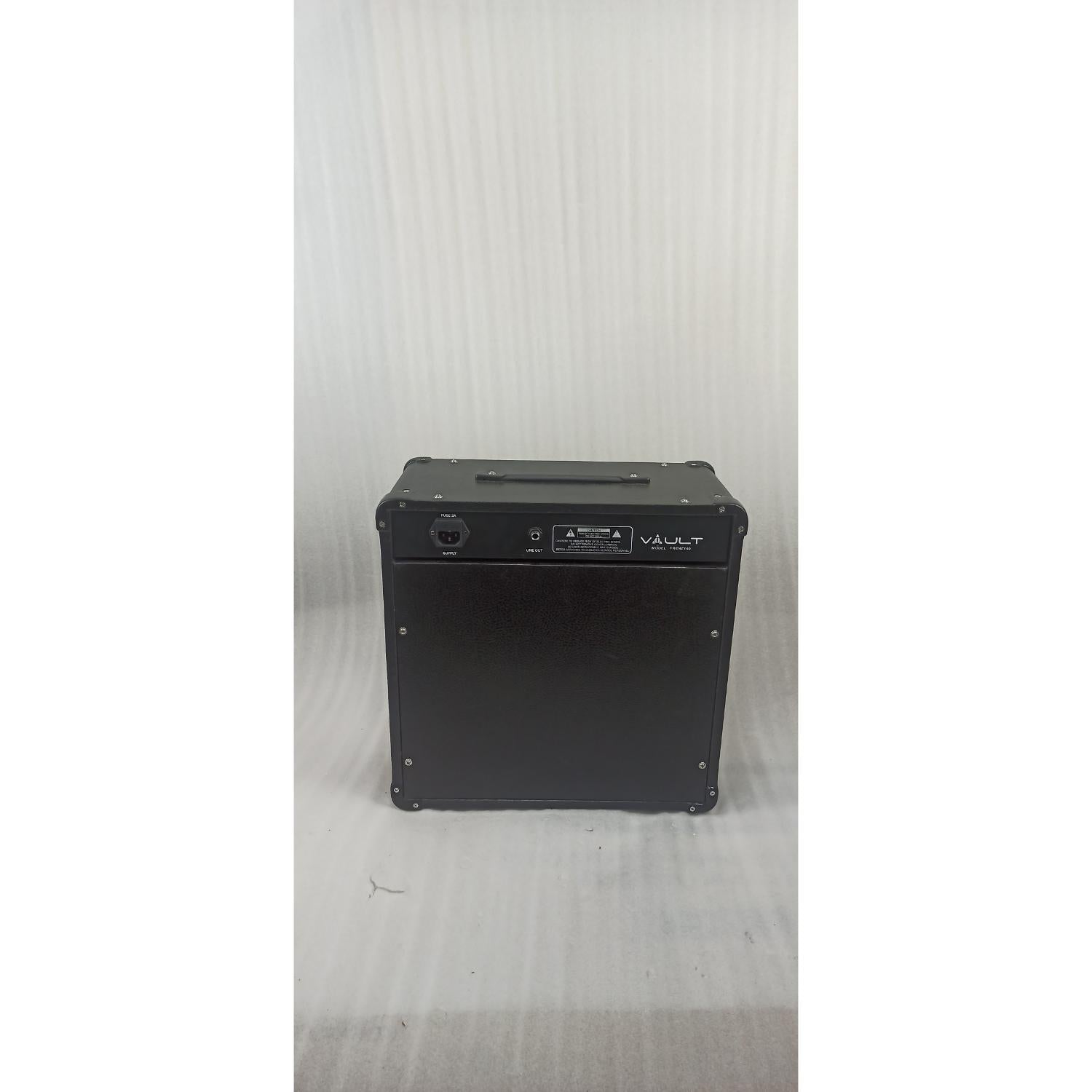 Vault Guitar Combo Amplifiers Vault Frenzy 40 Watt Combo Guitar Amplifier with Analog Distortion, Reverb & Delay All Playable Together - Open Box