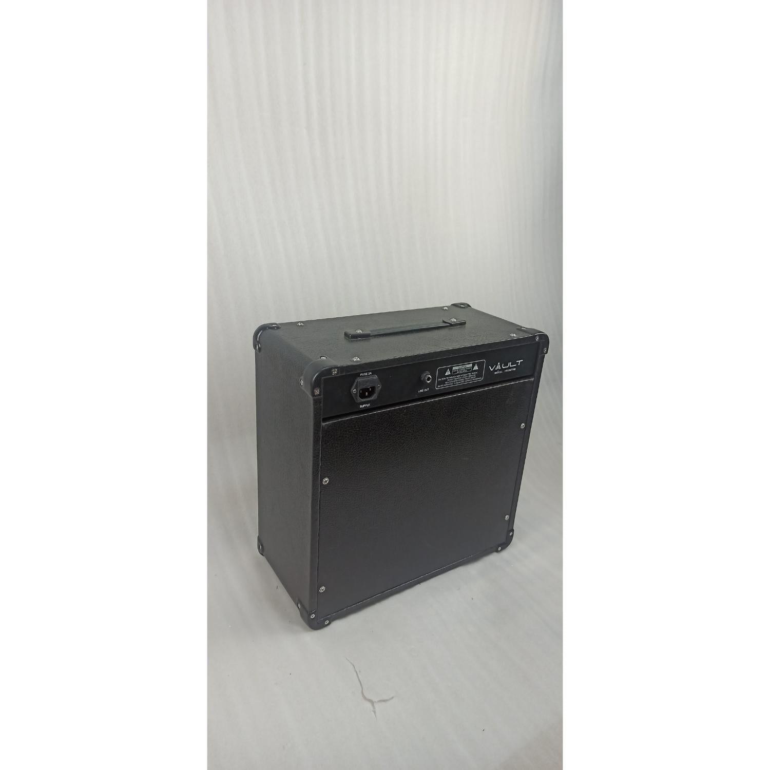 Vault Guitar Combo Amplifiers Vault Frenzy 40 Watt Combo Guitar Amplifier with Analog Distortion, Reverb & Delay All Playable Together - Open Box