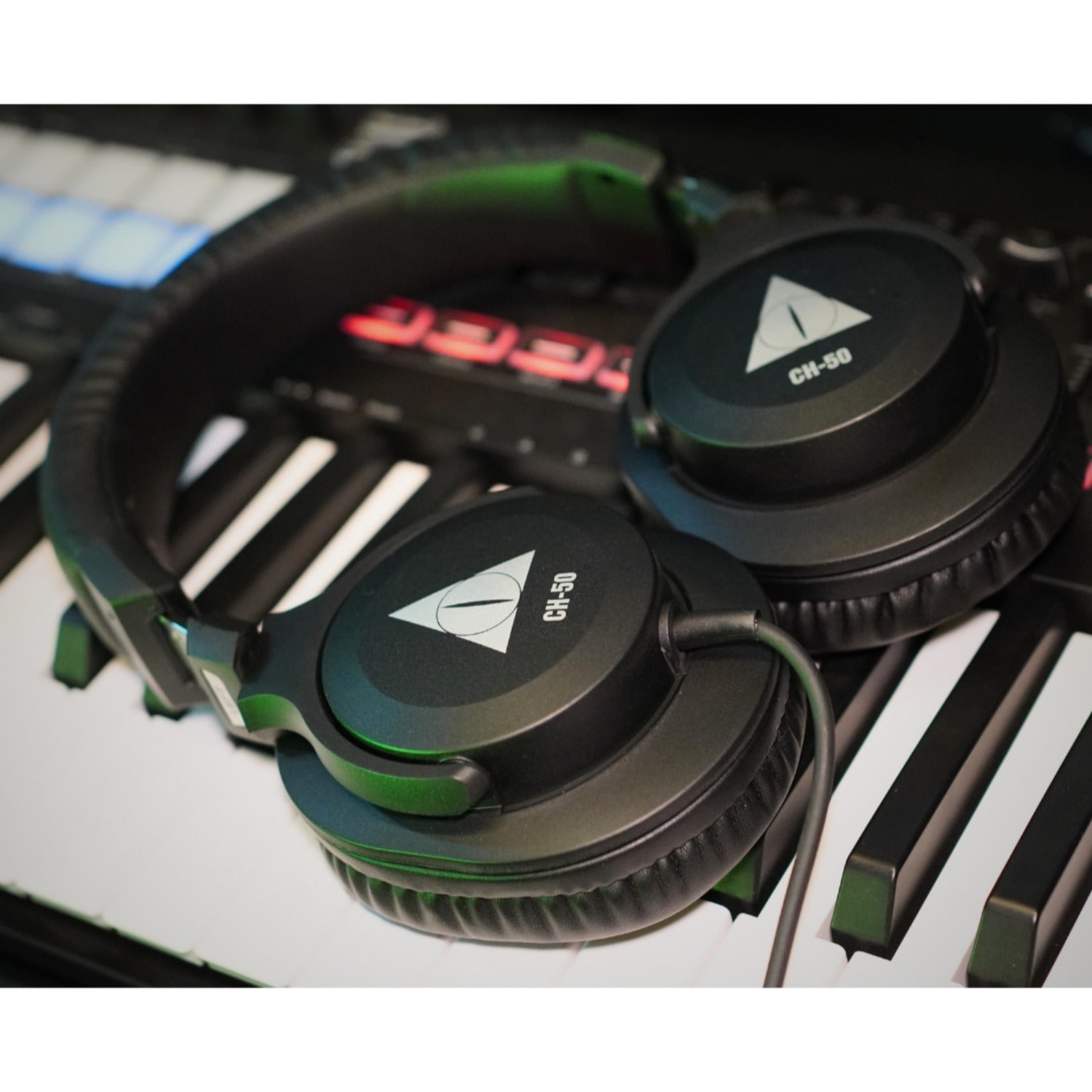 Vault Headphones Vault Wired Headphone - Open Box