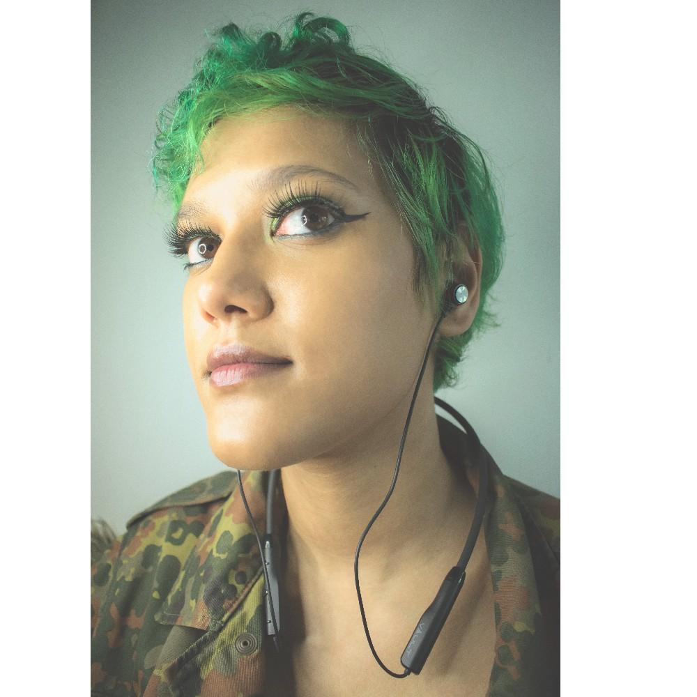 vault in-ear neckband headphones vault play neckband with long battery life, magnetic earbuds, bt version 5.0 & mic - black - ideal for work from home