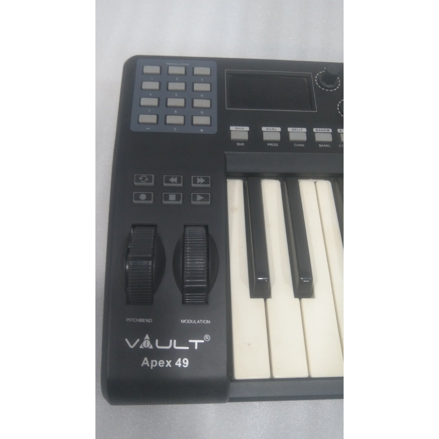 Vault Midi Keyboards Vault APEX 49 USB MIDI Keyboard With RGB Pads - Includes Bitwig 8-Track - Open Box B Stock