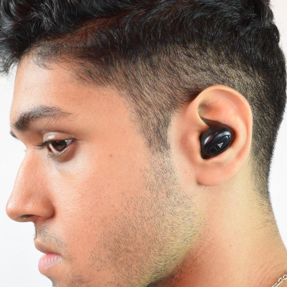 vault true wireless in-ear headphones vault play true wireless earbuds with 15 hours of wireless charging & 2 year exclusive vault warranty #type_play,color_black