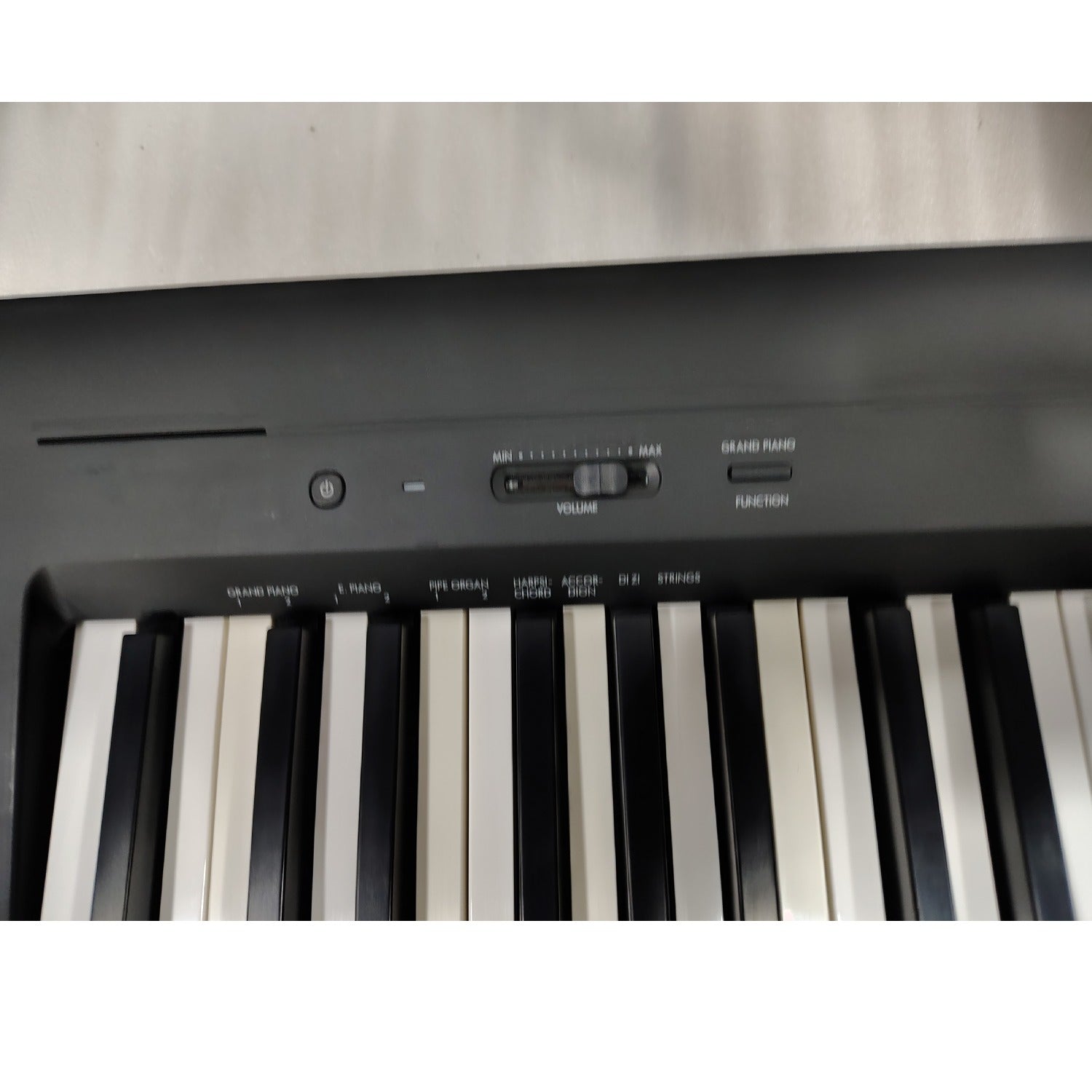 Yamaha Digital Pianos Yamaha P145 88 Key Digital Piano - Open Box