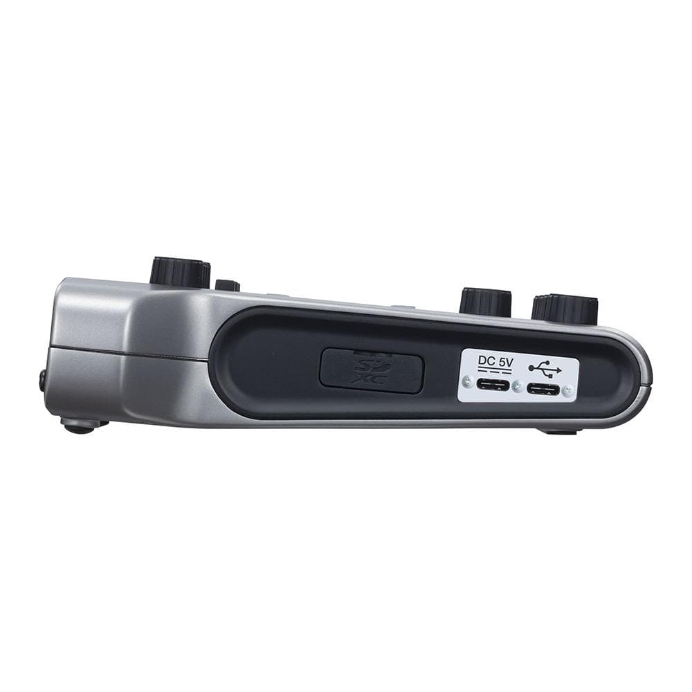 Zoom Portable Field Recorders Zoom Podtrak P4 Podcast Recorder