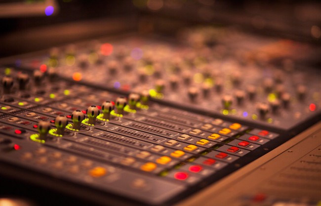 What is Polarity in Audio Recording? Why Does it Matters?