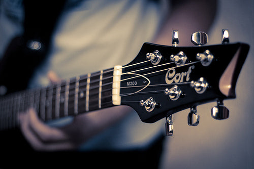 14 Powerful Quick Tips That Can Help You Instantly Improve Your Guitar Tone