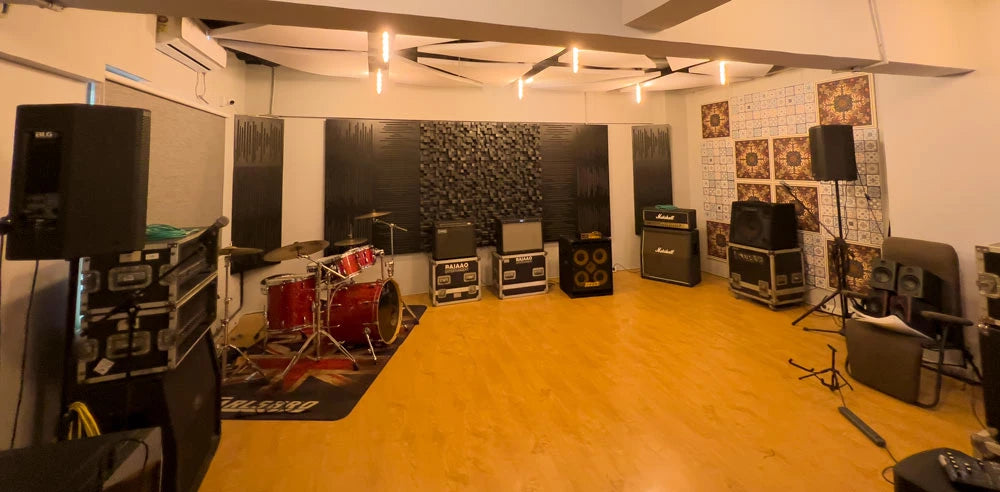 Bajaao Rehearsal Studio / Jamroom - Mumbai