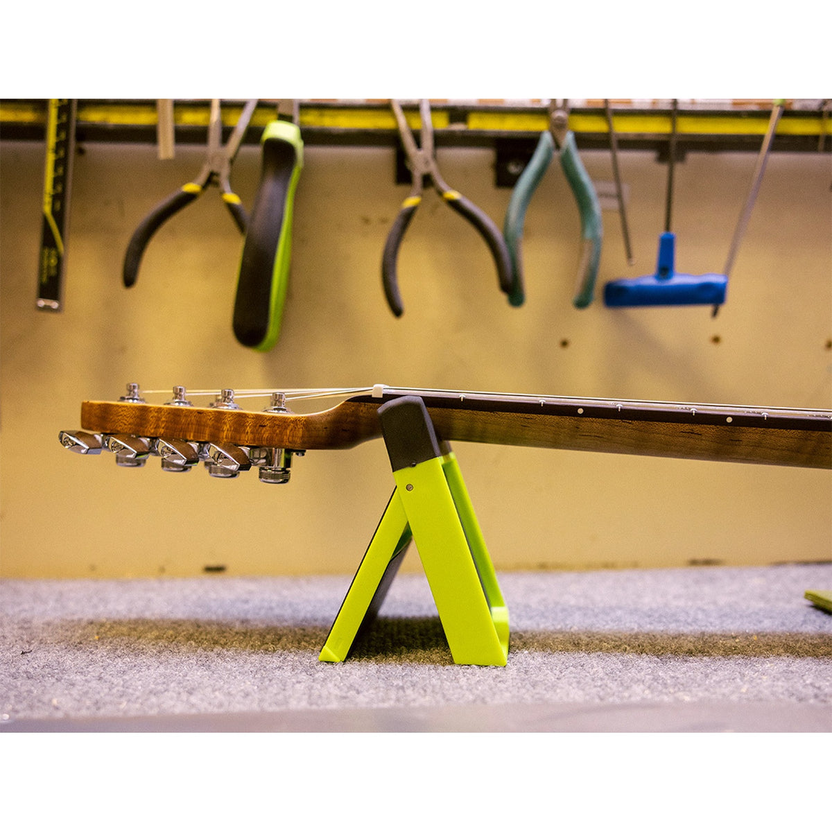 Ernie Ball 9617 Guitar Neck Rest