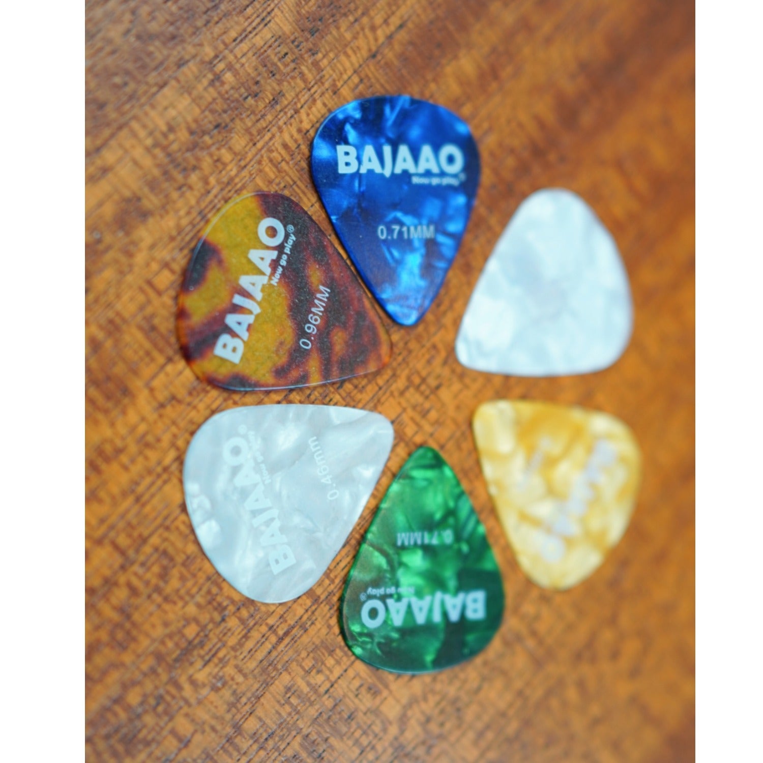Bajaao Celluloid Guitar Pick Set of Various Thickness (0.46, 0.71, 0.96 mm)