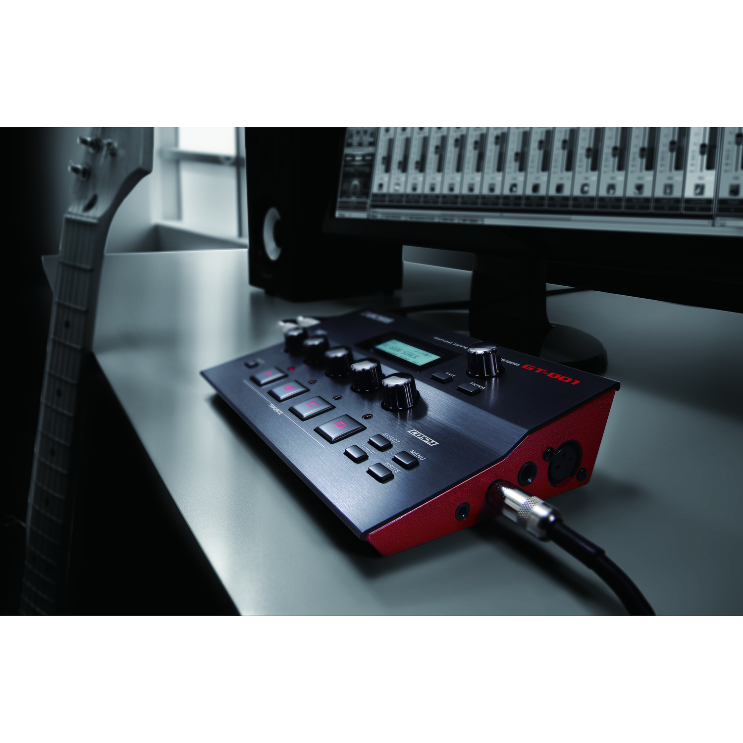 Boss GT-001 Guitar Effects Processor