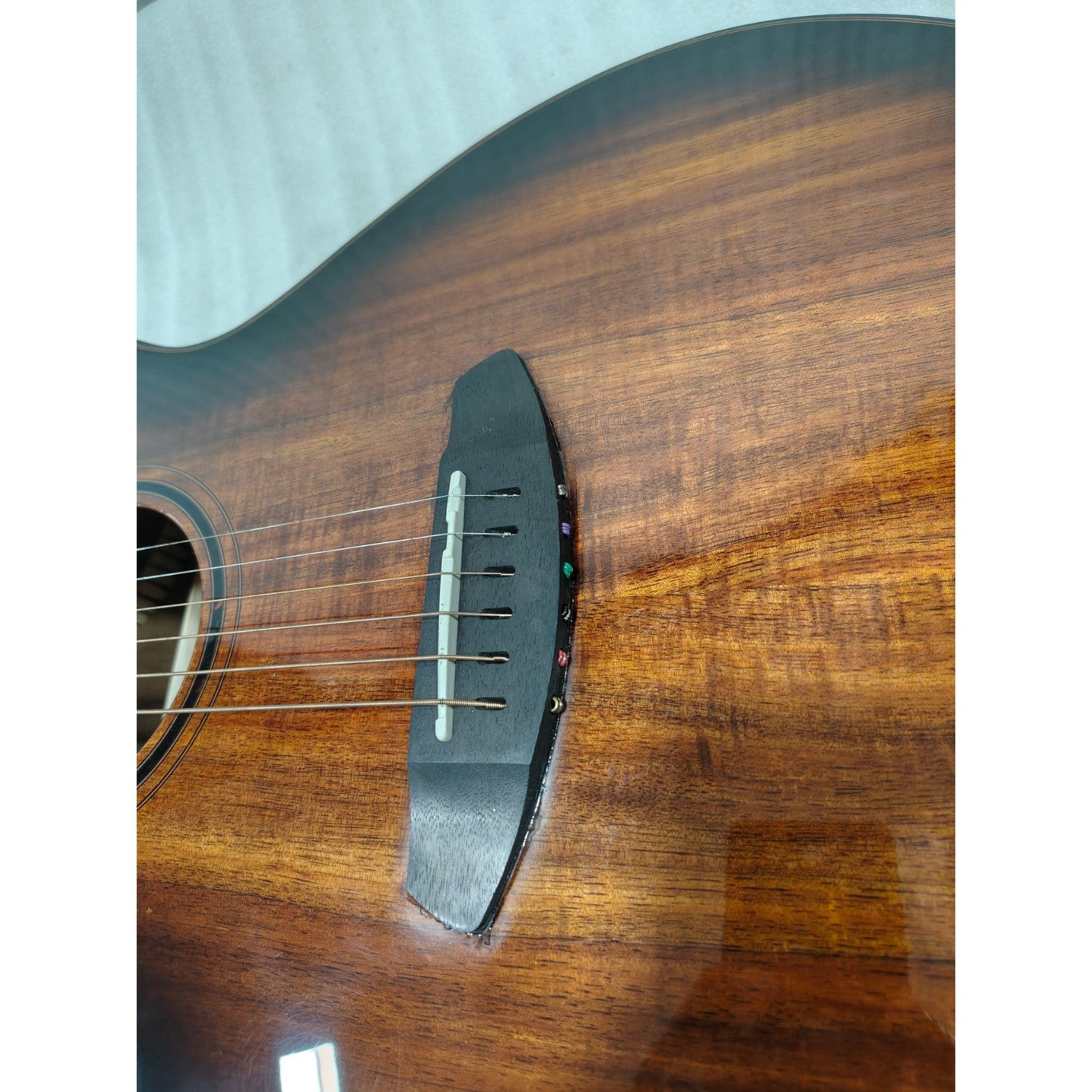 Breedlove Pursuit Exotic S Concert Edgeburst CE Koa-Koa Electro Acoustic Guitar - Open Box