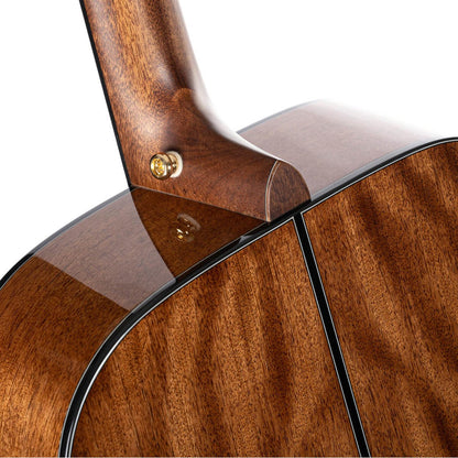 Cort GOLD D6 Dreadnought Acoustic Guitar With Deluxe Soft-Side Case - Natural