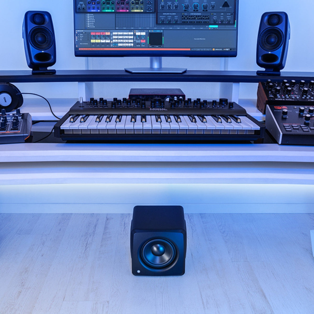 IK Multimedia iLoud Sub 6.5-inch 160W Subwoofer