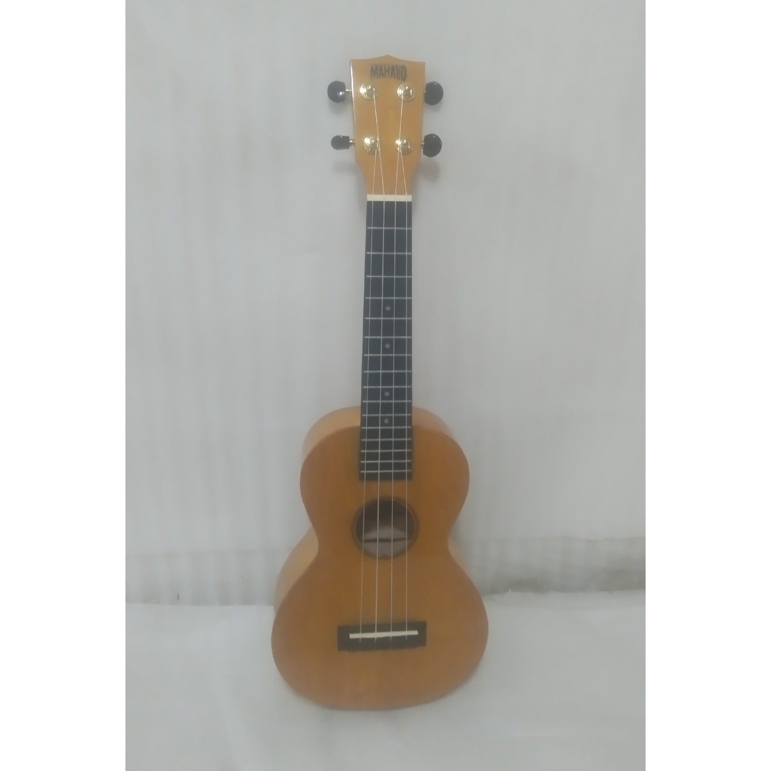 Mahalo Hano Series Concert Ukulele With Bag - Open Box B Stock