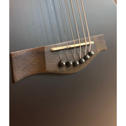 Vault EA40 41 inch Premium Solid Spruce-Top Cutaway Acoustic Guitar - Open Box
