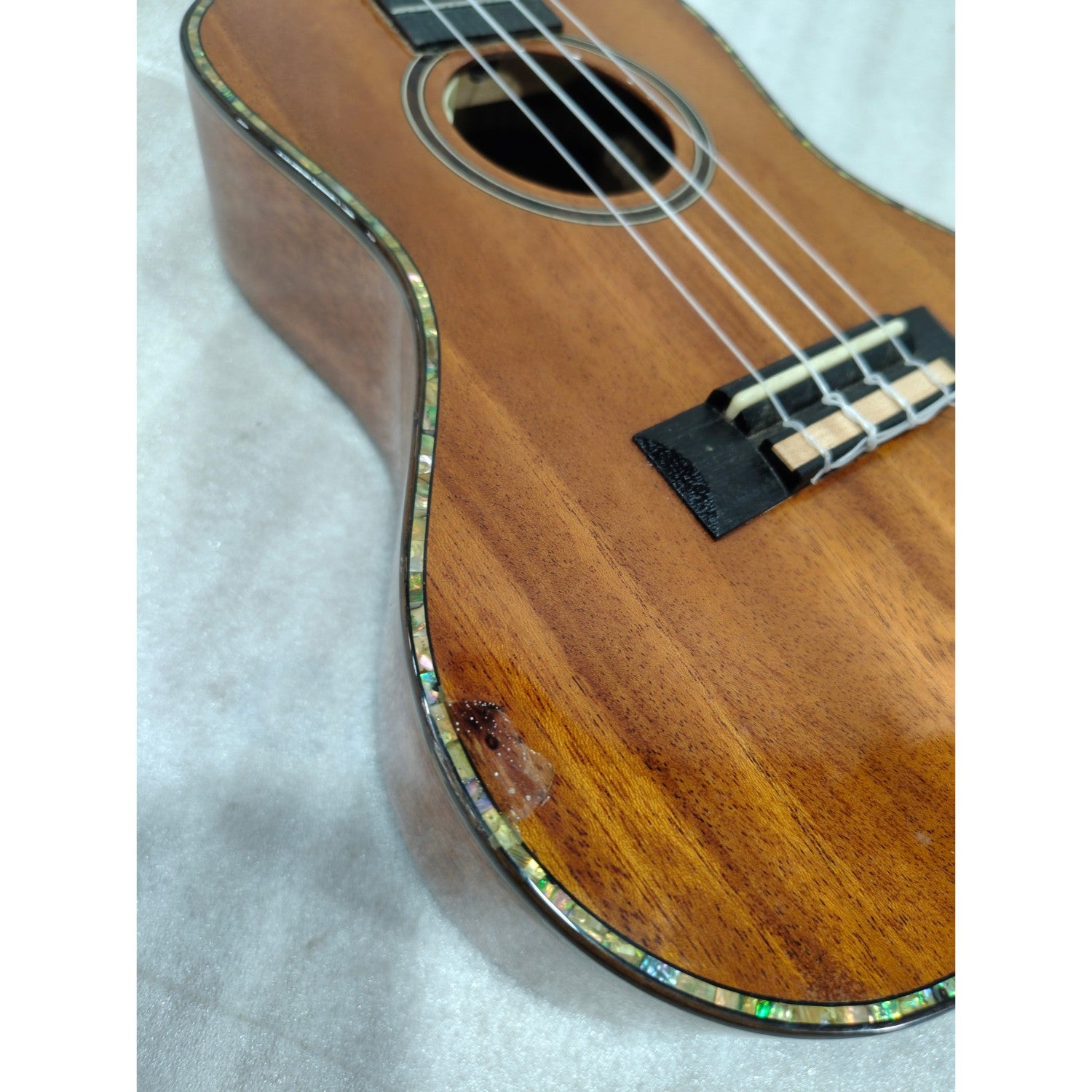Vault Performer Pro 24" All Solid Mahogany Premium Concert Ukulele  - Open Box B Stock