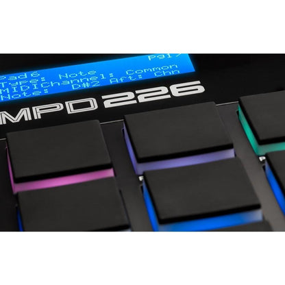 akai groove production akai mpd226 feature-packed, highly playable pad controller with mpc beats software pack