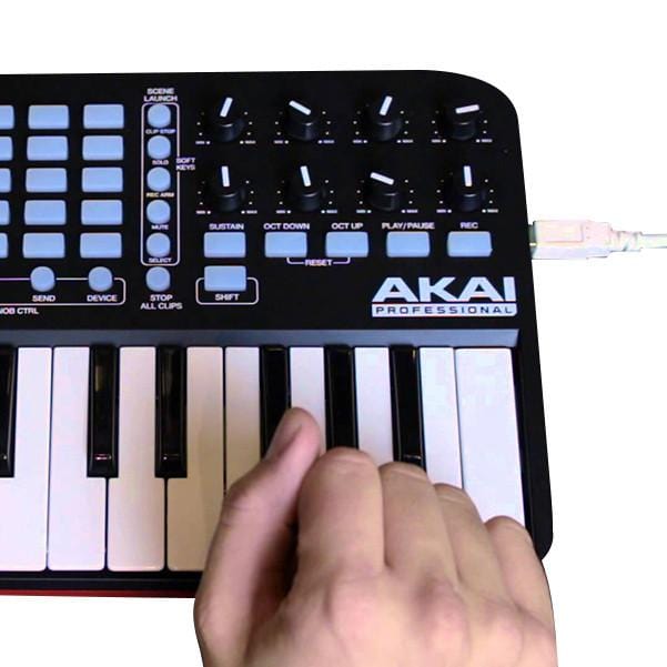 akai midi keyboards akai apc key 25 ableton live midi keyboard controller with polishing cloth, gigbag & ebook