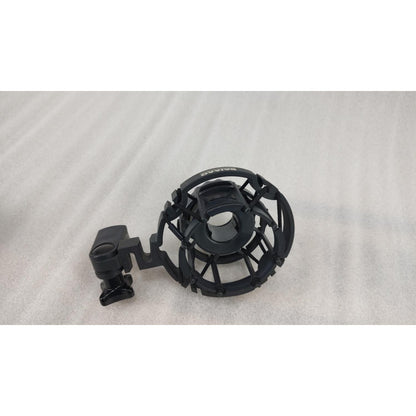 AKG Condenser Microphones AKG C214 Large Diaphragm Condenser Microphone with Aluminium Case - Open Box