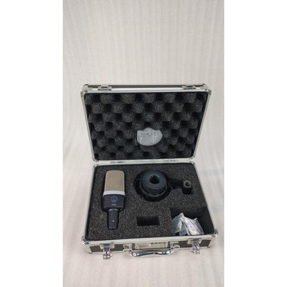 AKG Condenser Microphones AKG C214 Large Diaphragm Condenser Microphone with Aluminium Case - Open Box