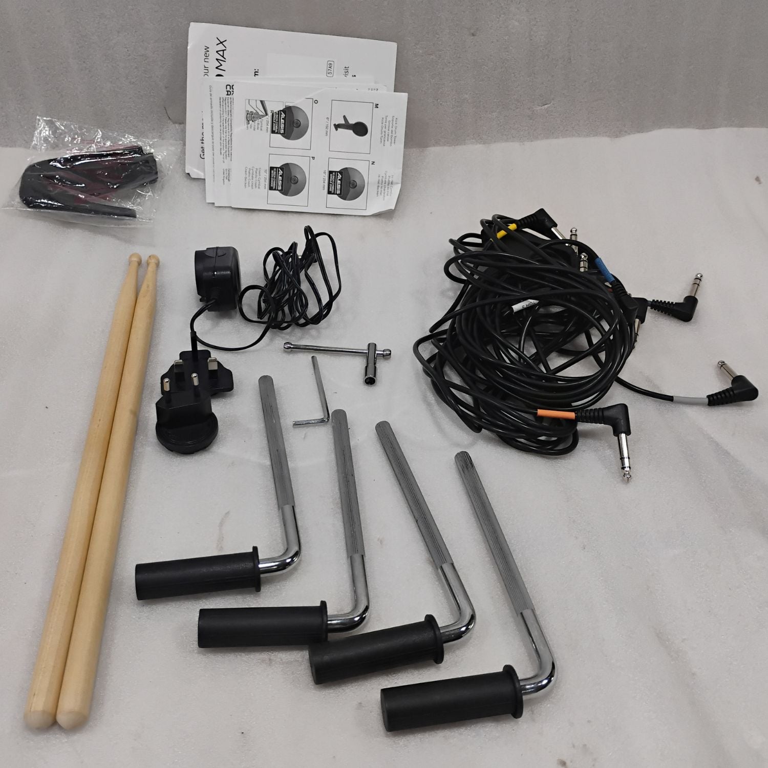 Alesis Electronic Drum Kits Alesis Nitro Max Kit Eight Piece Electronic Drum Kit with Mesh Heads and Bluetooth - Open Box #barcode_202601019329