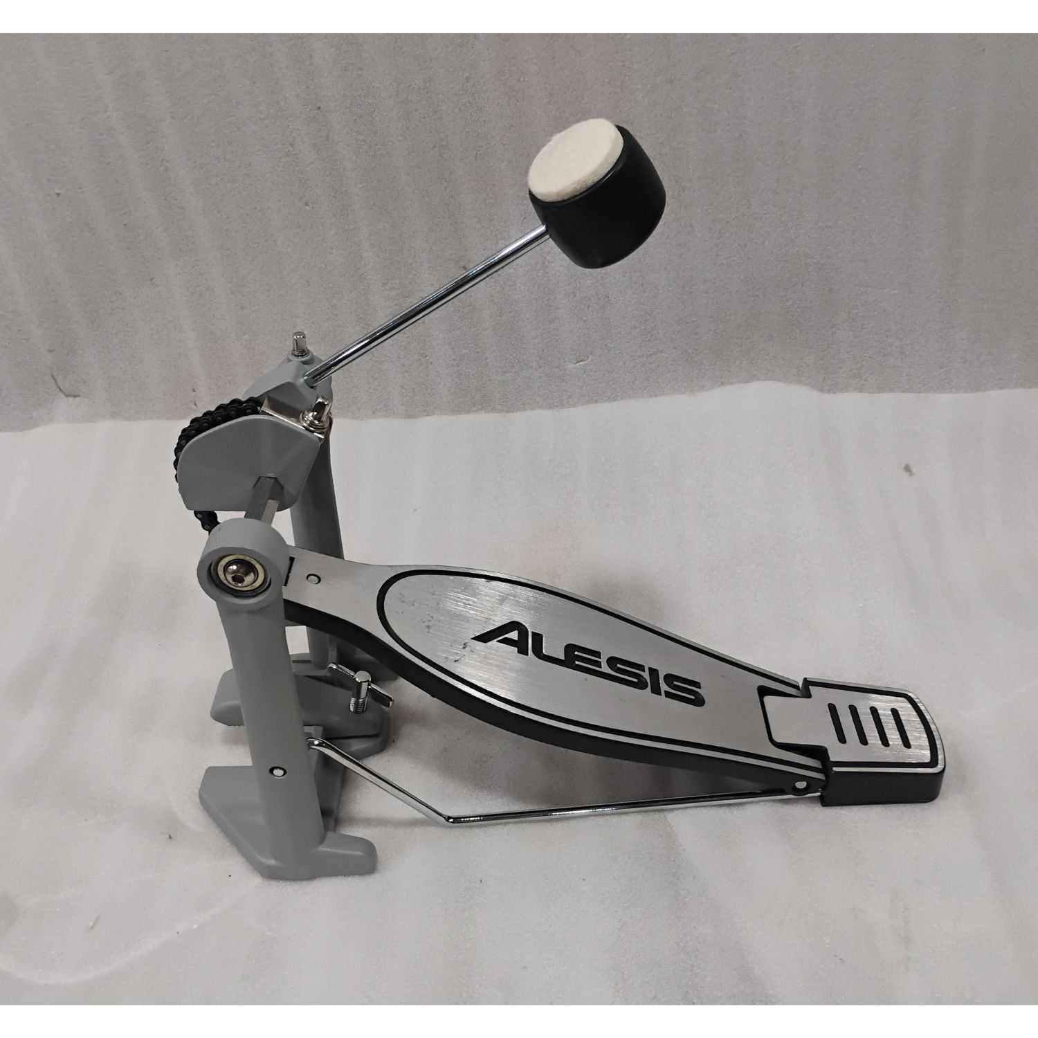 Alesis Electronic Drum Kits Alesis Nitro Max Kit Eight Piece Electronic Drum Kit with Mesh Heads and Bluetooth - Open Box