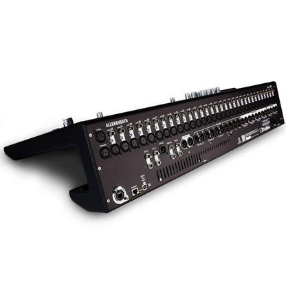 Allen & Heath Digital Mixers Allen & Heath QU-32 Chrome Digital Mixer