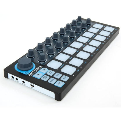 arturia midi controllers arturia beatstep black edition midi interface
