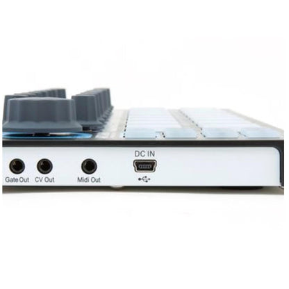 arturia midi controllers arturia beatstep black edition midi interface