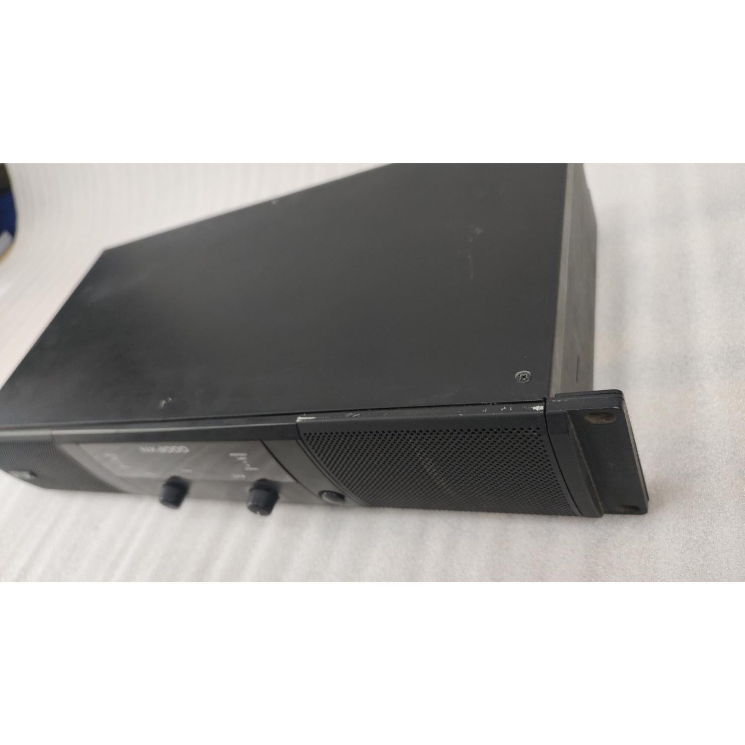 Behringer Power Amplifiers Behringer NX3000 Portable Power Amplifier - Open Box
