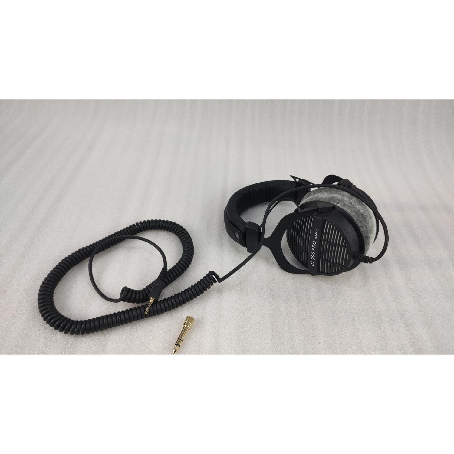 Beyerdynamic Over-ear Wired Headphones 2.02502E+11 Beyerdynamic DT 990 Pro 250 ohms Over Ear Wired Headphone - Black - Open Box