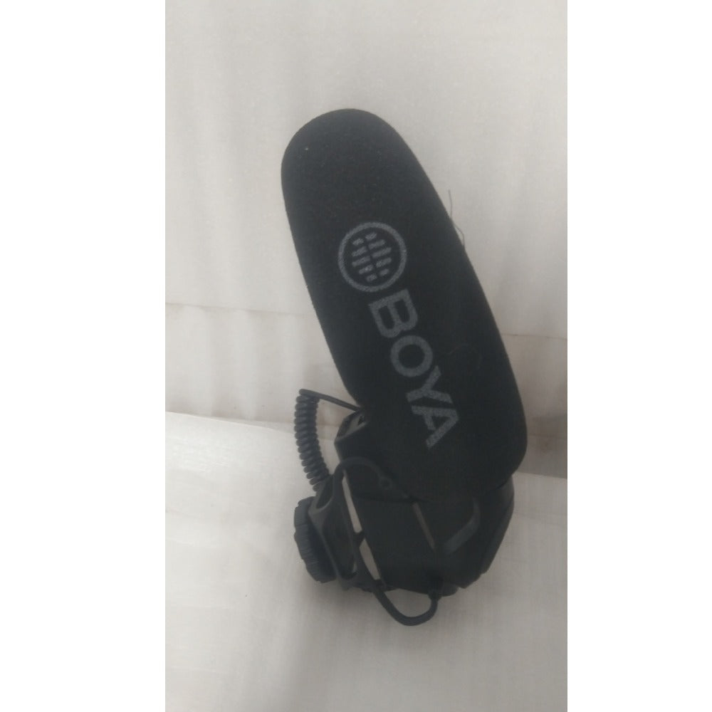 Boya Condenser Microphones Boya BY-BM3032 Directional On-Camera Super-Cardioid Shotgun Condenser Microphone - Open Box B Stock