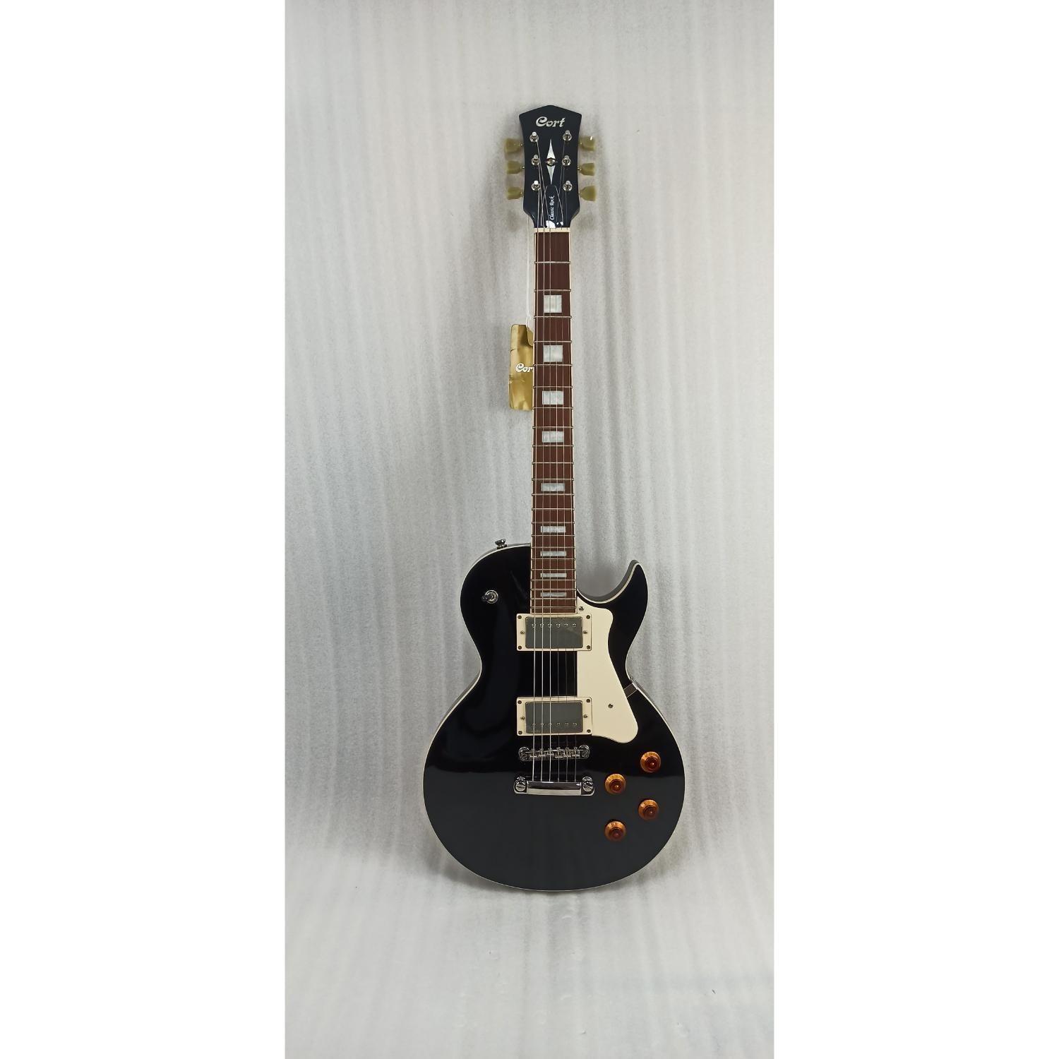 Cort Electric Guitars 2.03E+11 Cort CR200 Les Paul Style Electric Guitar - Open Box