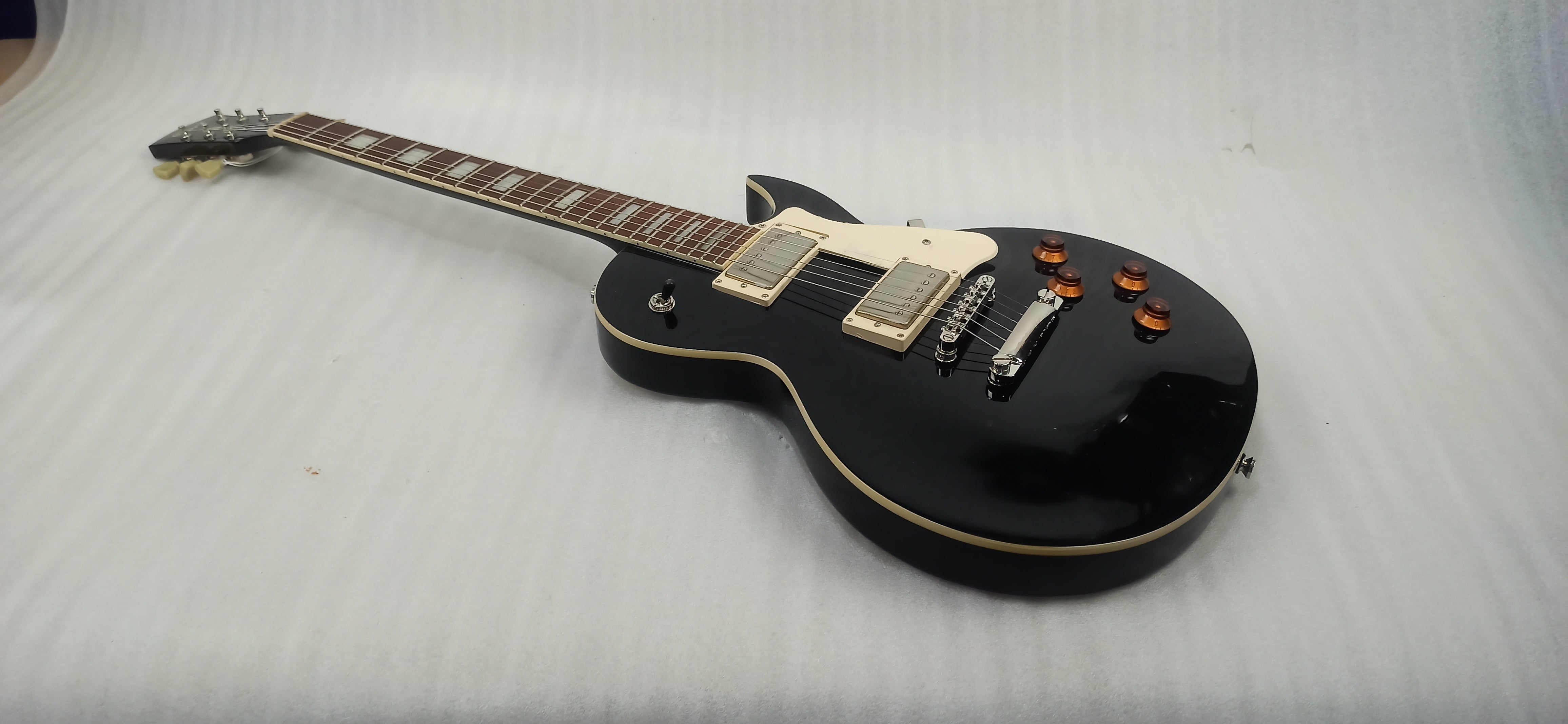 Cort Electric Guitars Cort CR200 Les Paul Style Electric Guitar - Open Box