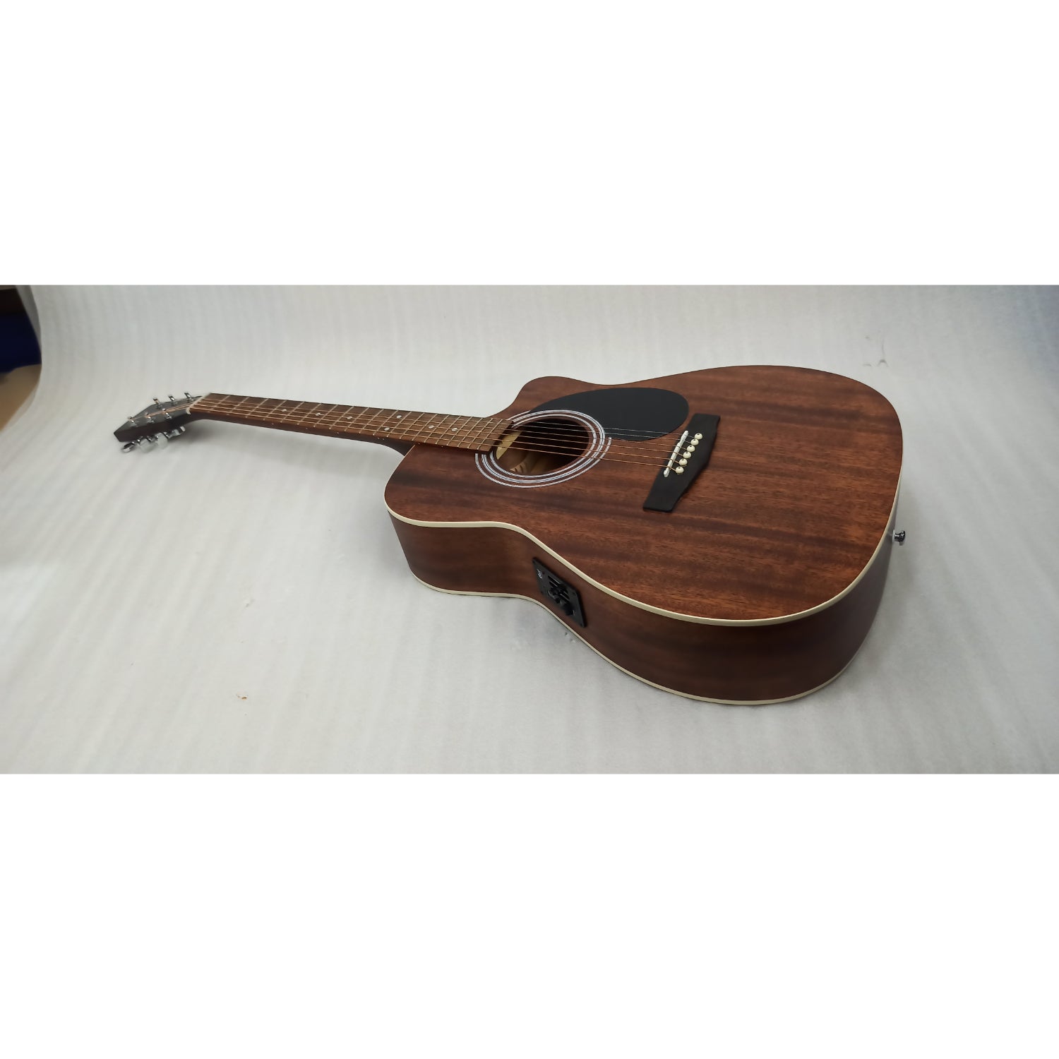 Cort Electro Acoustic Guitars Cort AF500CE Standard Series Cutaway 6 String Electro Acoustic Guitar - Open Box