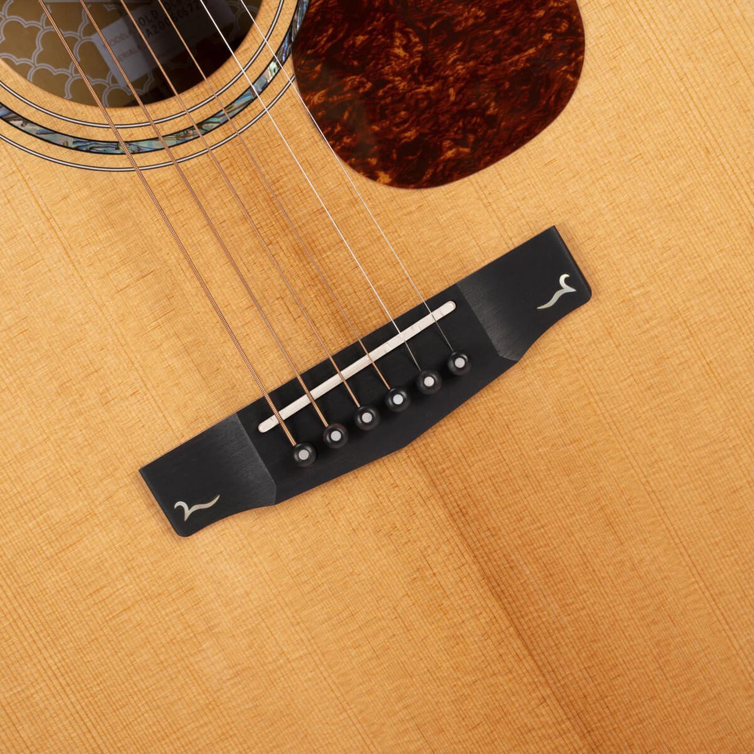 Cort Electro Acoustic Guitars Natural Glossy Cort Gold Series Gold OC8 Electro Acoustic Guitar With Case