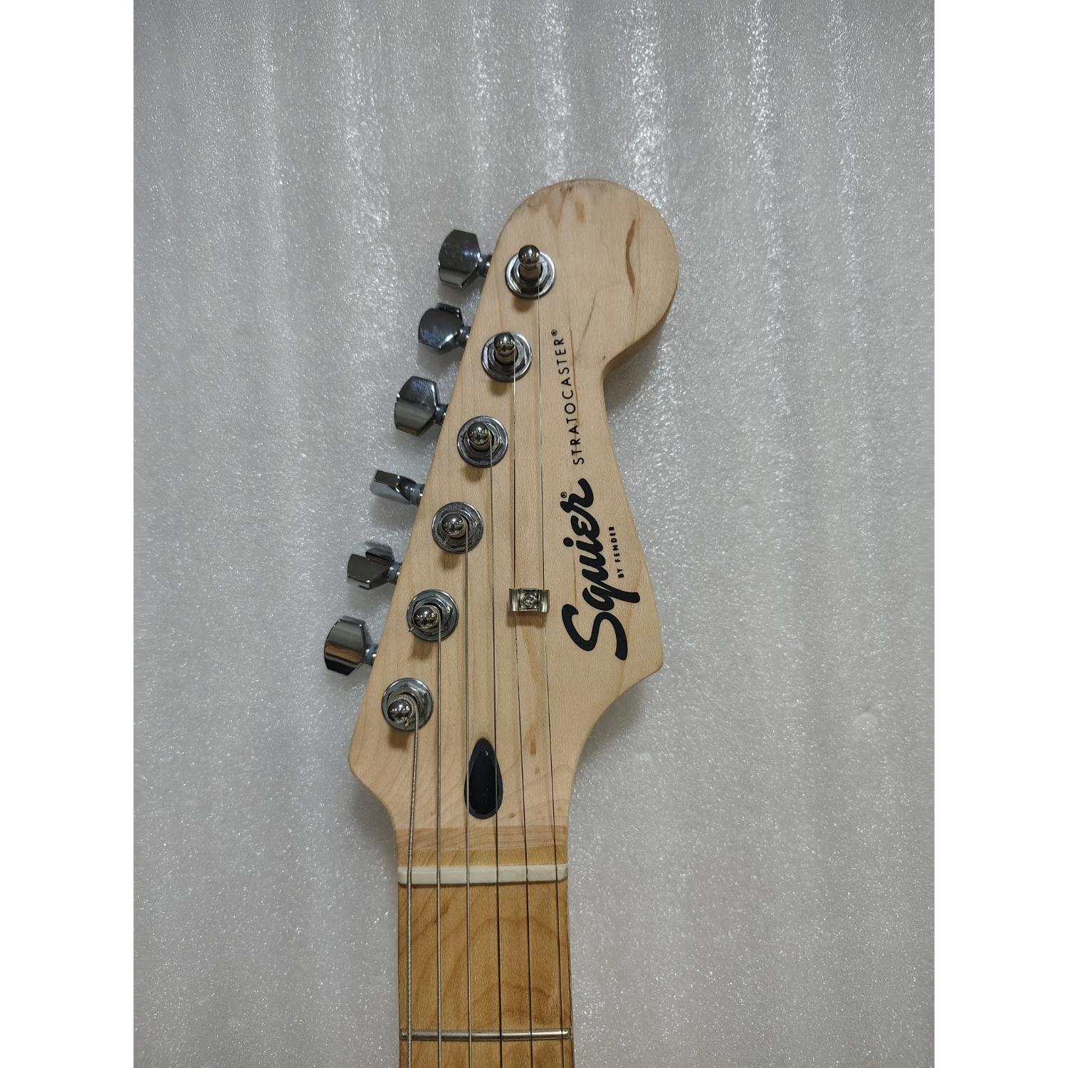 Fender Electric Guitars Fender FSR Squier Sonic Stratocaster Electric Guitar - Open Box 