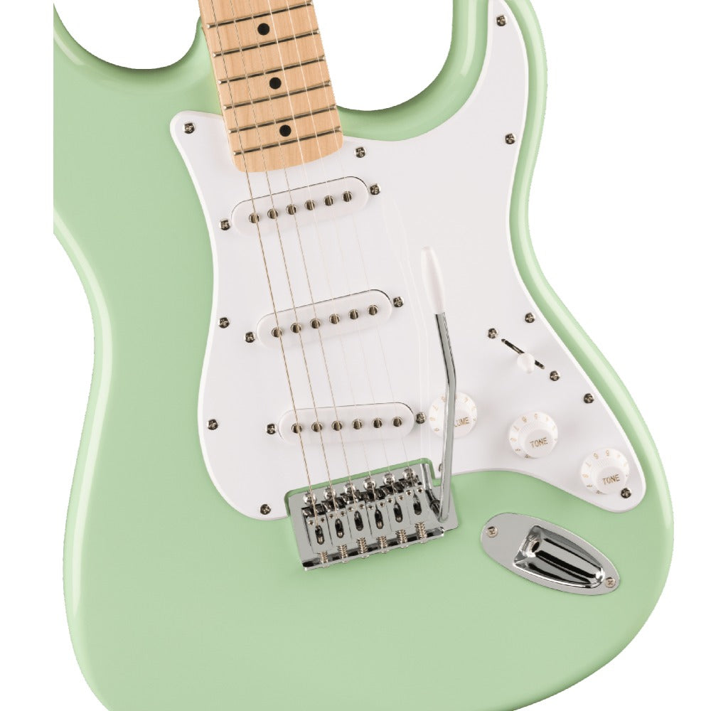Fender Electric Guitars Fender Squier Sonic Stratocaster Electric Guitar with Bag,Polishing Cloth, Strap, Tuner, Pick and Ebook