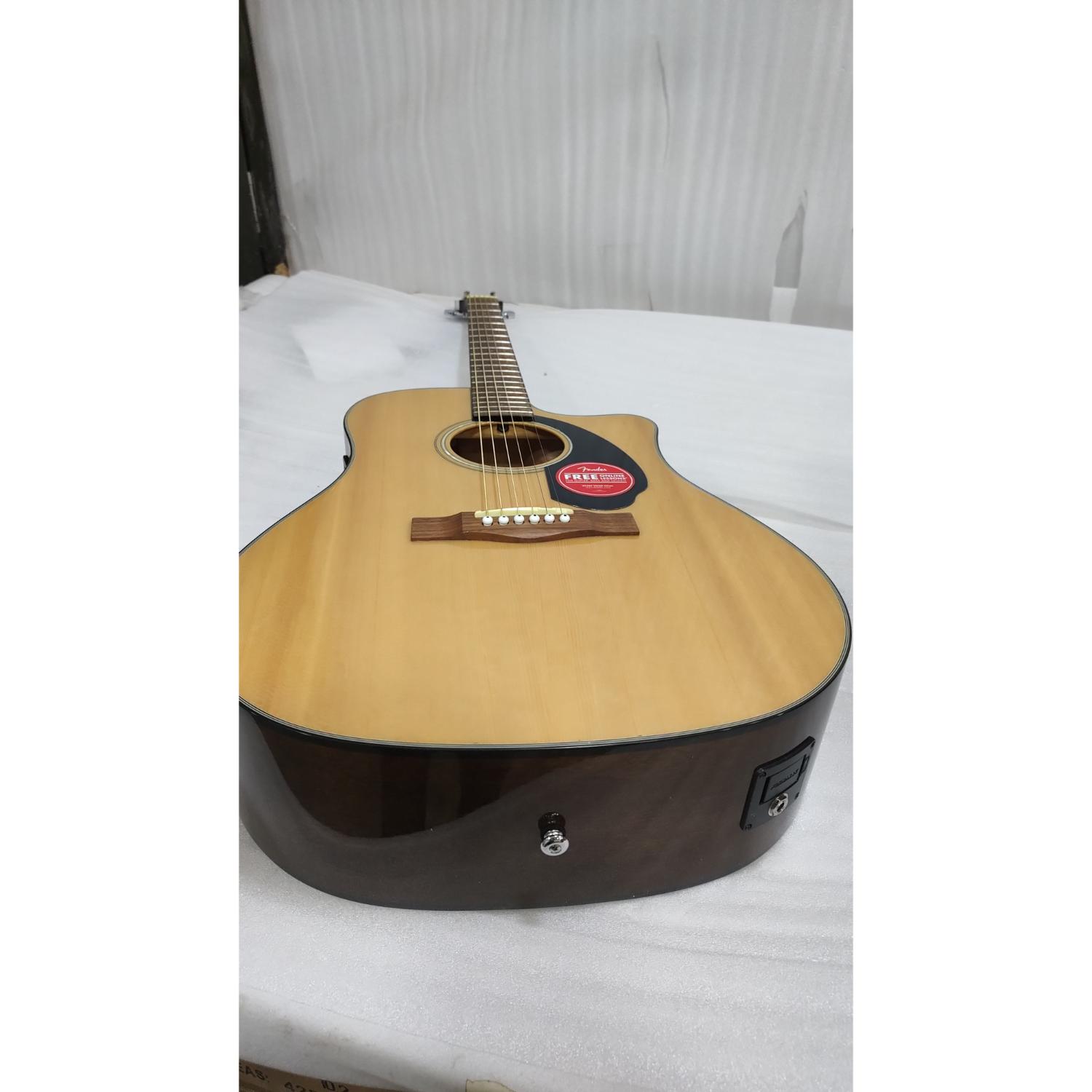 Fender Electro Acoustic Guitars Fender CD-60SCE Dreadnought Electro-Acoustic Guitar - Open Box