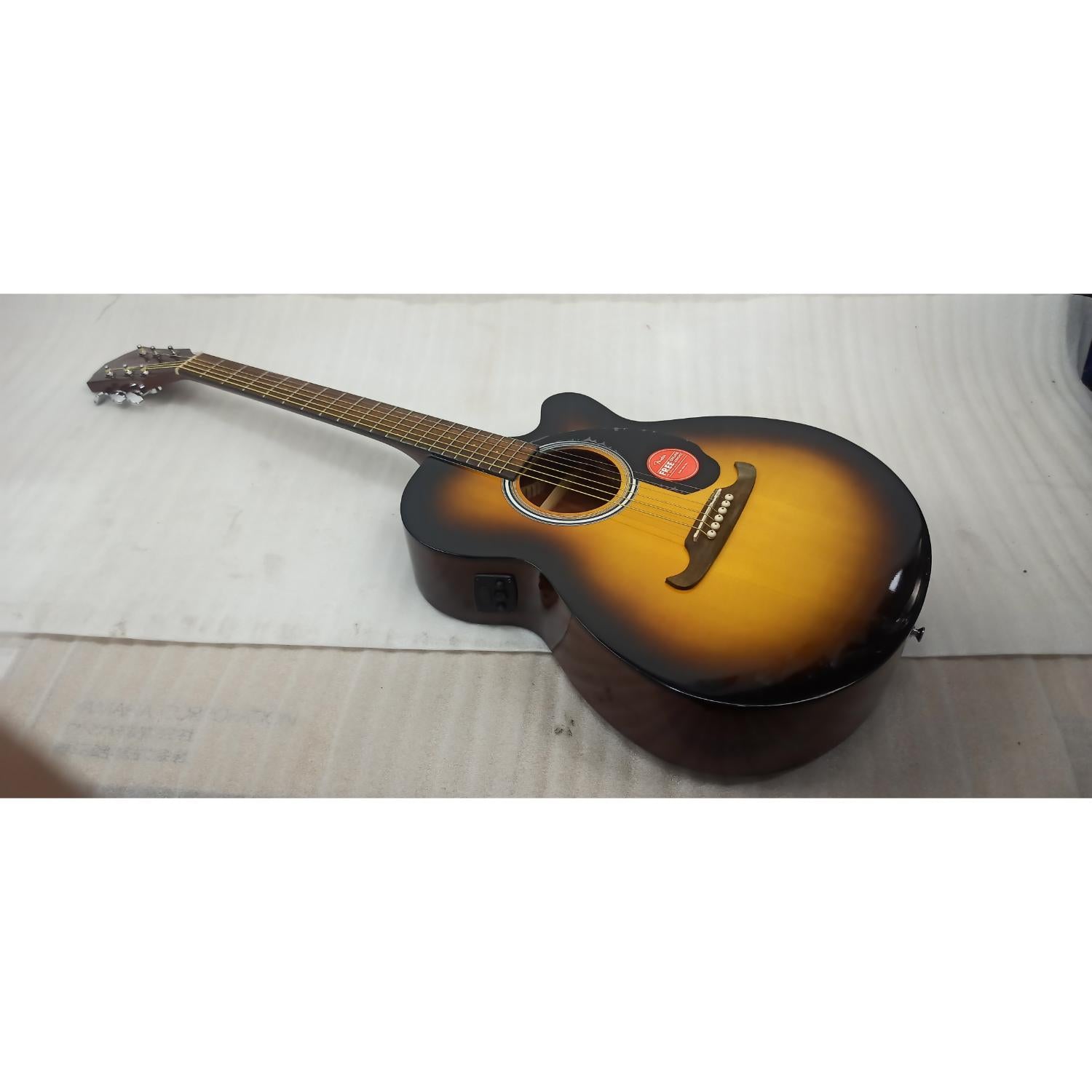 Fender Electro Acoustic Guitars Fender FA Series FA-135CE V2 Concert Electro Acoustic Guitar - Open Box