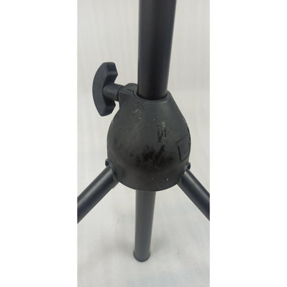 Gator Microphone Stands Gator Frameworks GFW-MIC-2010 Tripod Mic Stand with Standard Twist Clutch and Single Section Boom - Open Box B Stock