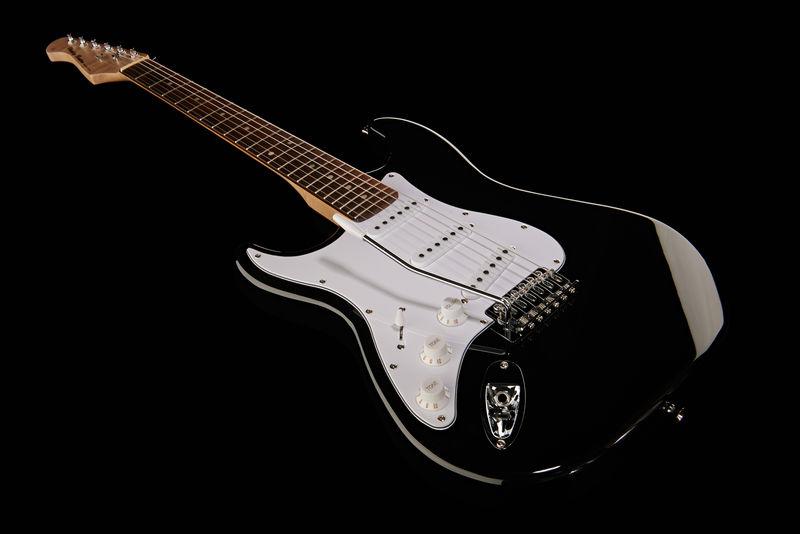 harley benton electric guitars harley benton st-20lh bk standard series