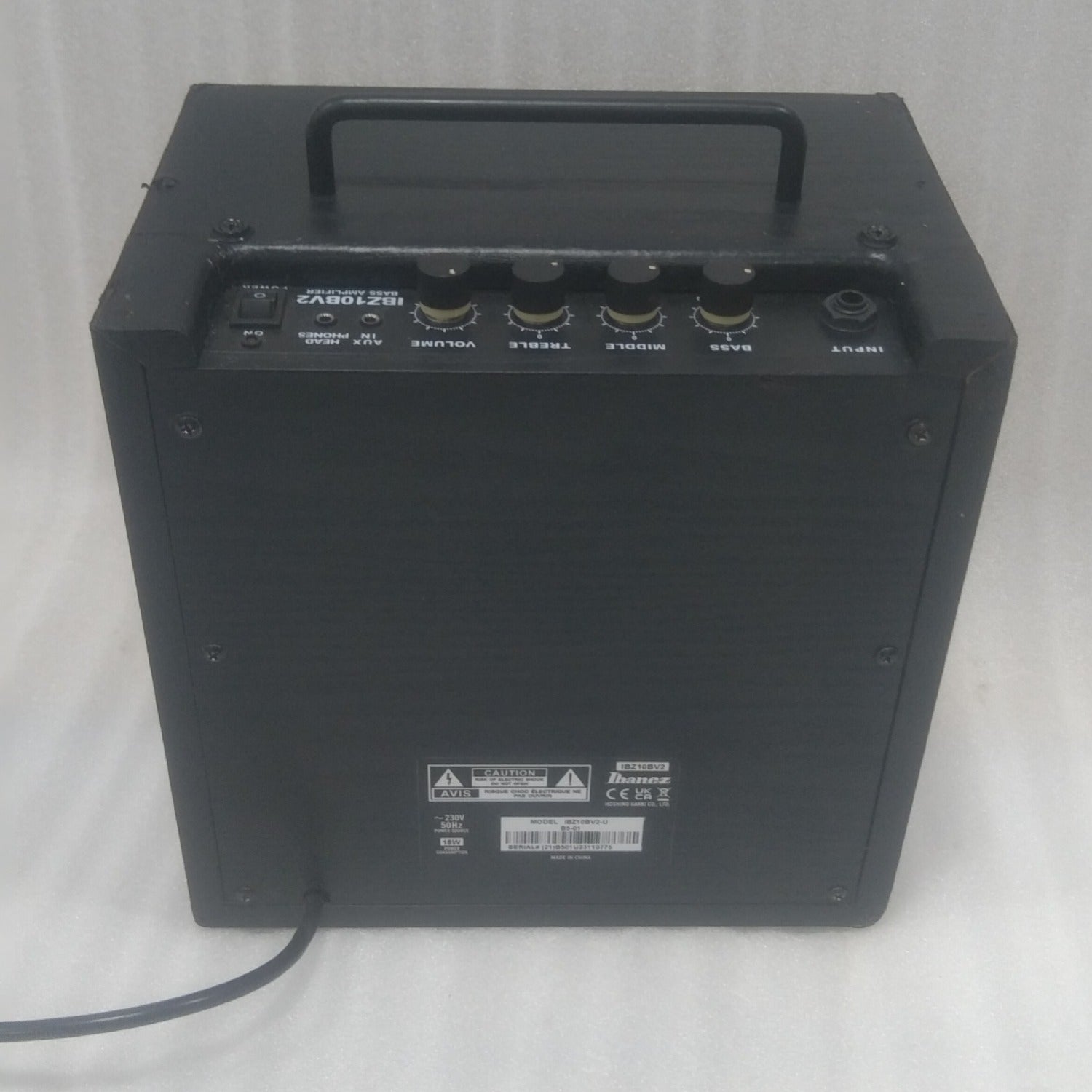 Ibanez Bass Combo Amplifiers Ibanez IBZ10BV2-U 10W Combo Bass Amplifier - Open Box B Stock