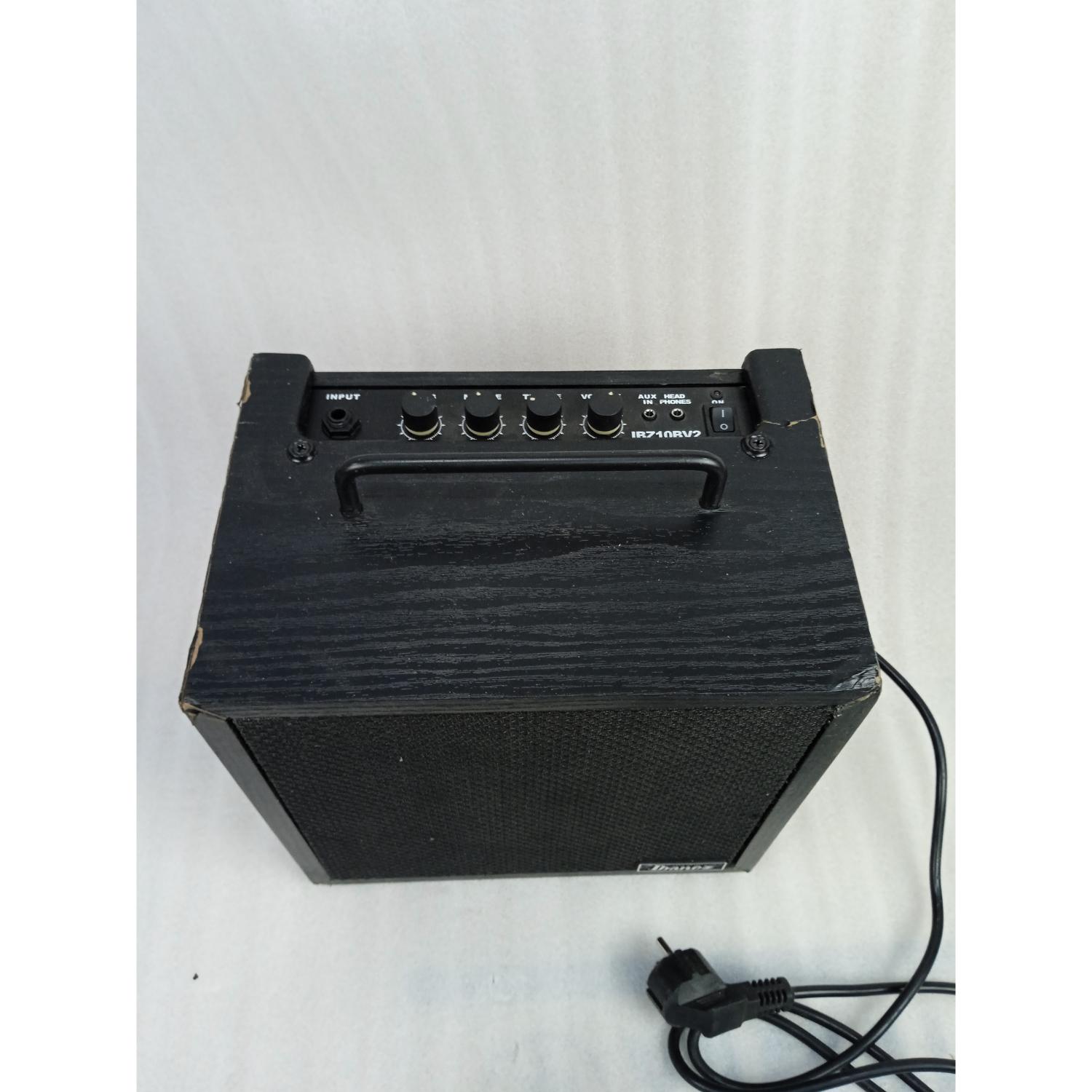 Ibanez Bass Combo Amplifiers Ibanez IBZ10BV2-U 10W Combo Bass Amplifier - Open Box B Stock