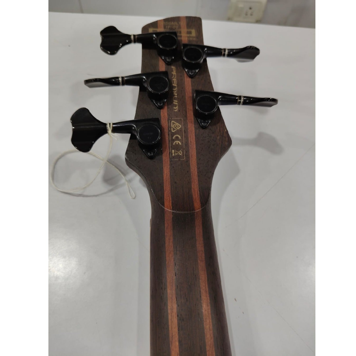 Ibanez Bass Guitars Ibanez SR5 SMLTD 5 String Limited Edition Bass Guitar - Natural Flat - Open Box