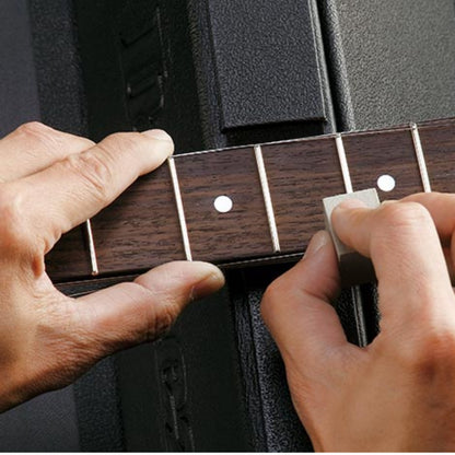 Ibanez Cleaners and Conditioners Ibanez IFC1000 Fret Shine & Brush Cleaner Kit for Guitars